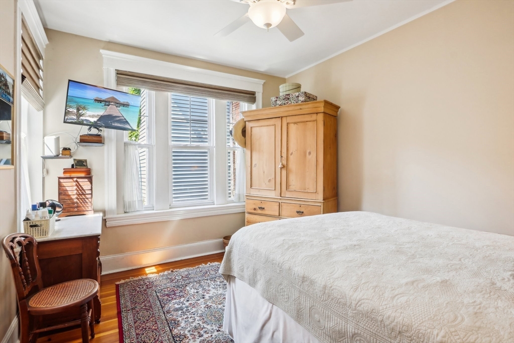 22 Parkway Road, Unit 4 Brookline, MA 02445 - Photo 21 of 27 Gallery Image 21