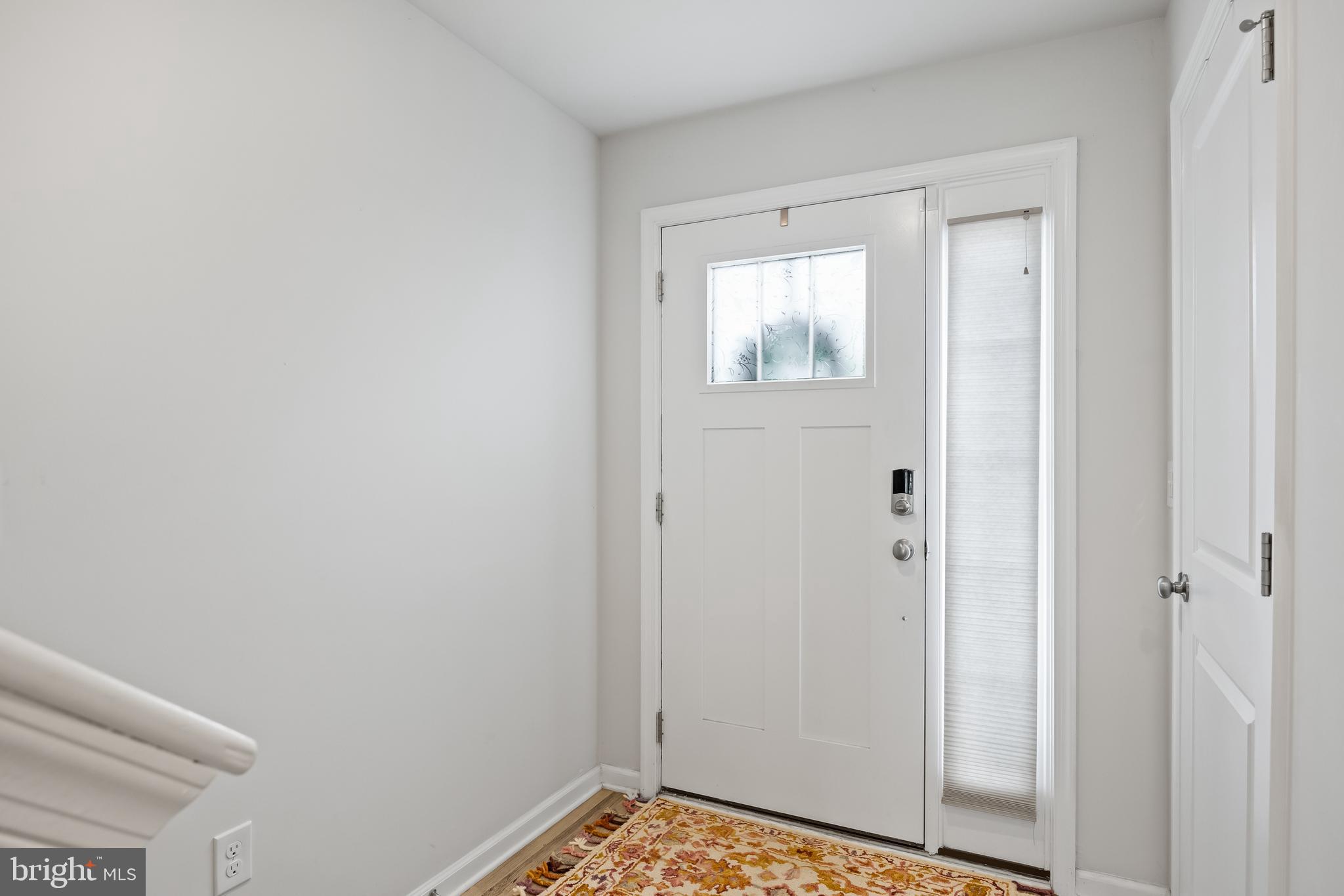 6 Rome Way Mount Laurel, NJ 08054 - Photo 4 of 28