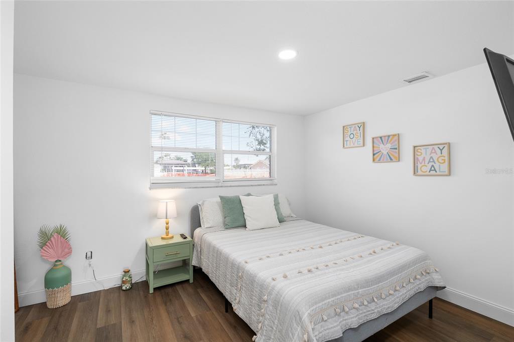 10716 Donbrese Avenue Tampa, FL 33615 - Photo 17 of 38