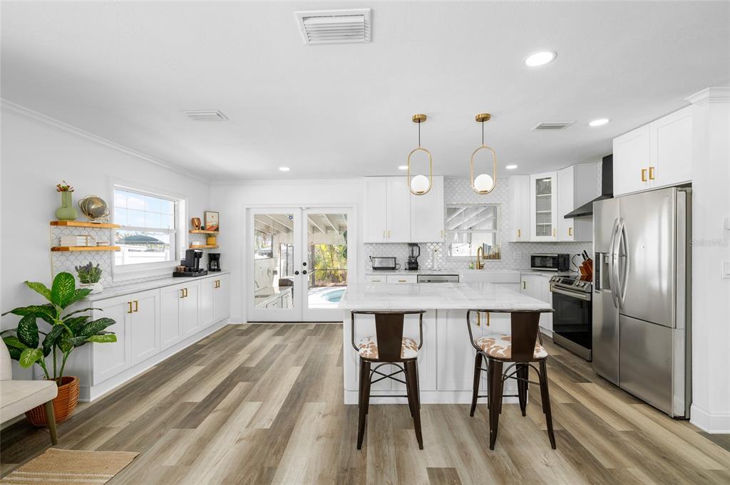 10716 Donbrese Avenue Tampa, FL 33615 - Photo 8 of 38