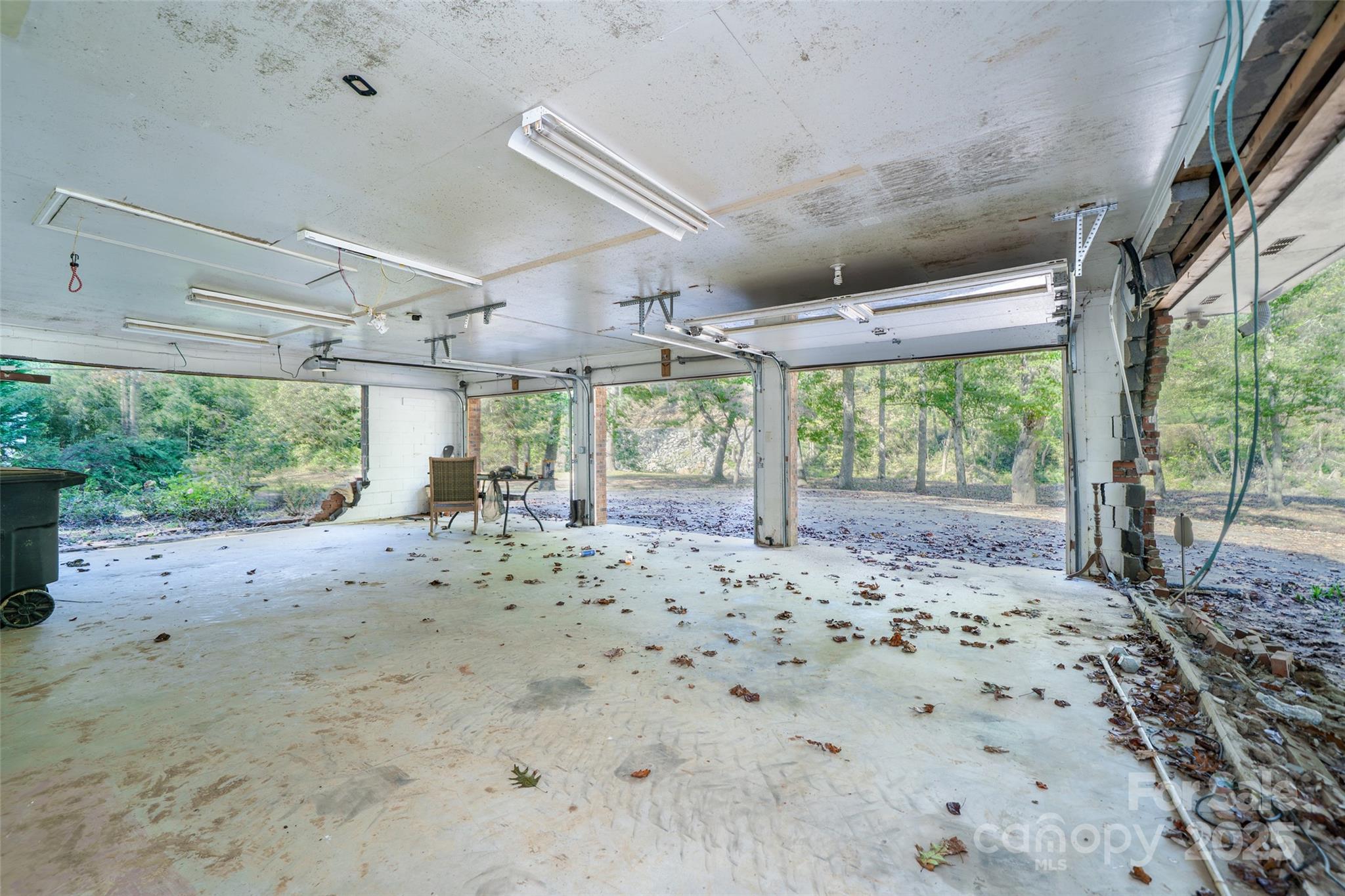 21 Riverbend Street Canton, NC 28716 - Photo 22 of 47 a view of a dirt road from a big room