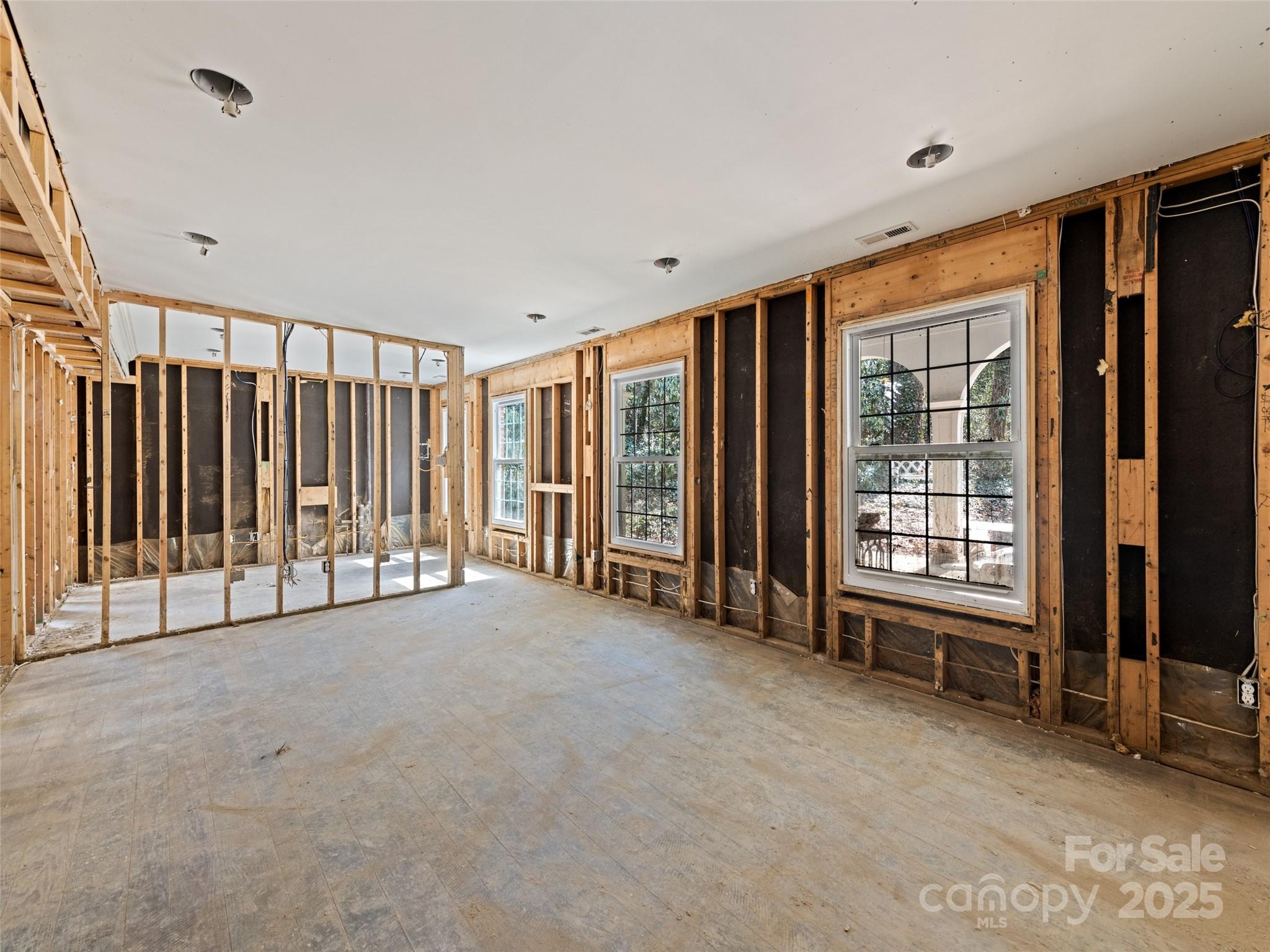 21 Riverbend Street Canton, NC 28716 - Photo 29 of 47 a view of an empty room with a window