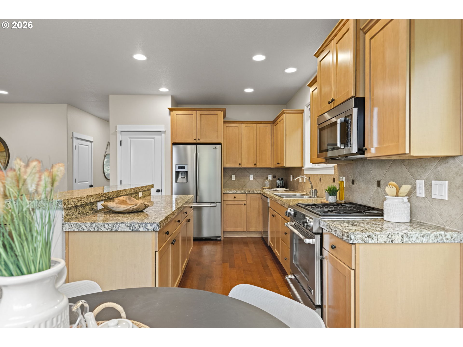 4035 Southwest Stephenson Street Portland, OR 97219 - Photo 13 of 48 Gallery Image 13