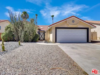 $575,000 | 68725 Tachevah Drive, Cathedral City, CA 92234