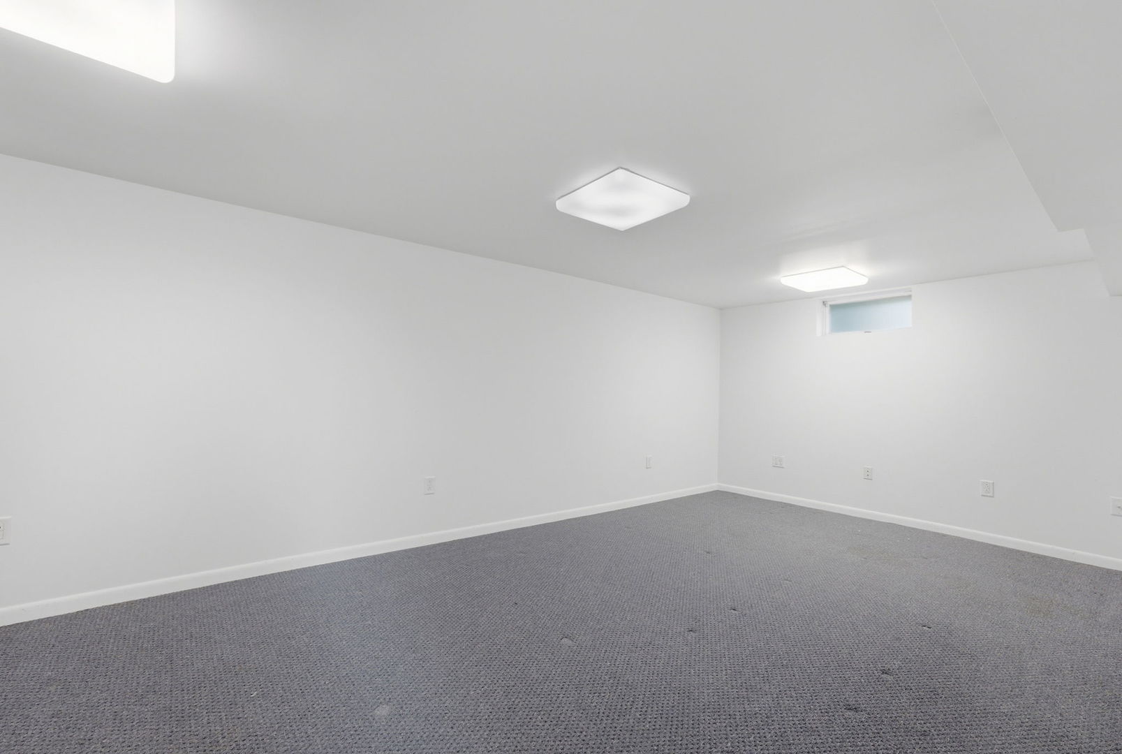 1315 34th Street Moline, IL 61265 - Photo 30 of 38 Gallery Image 30