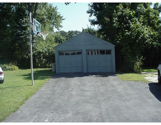 73 Gillette Avenue Springfield, MA 01118 - Photo 13 of 14
