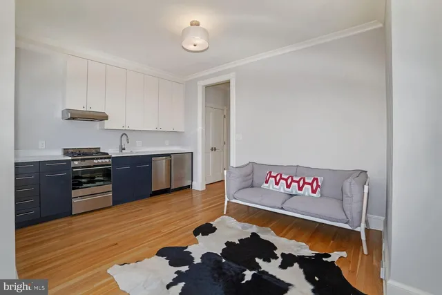 $4,250 | 3348 Prospect Street Northwest, Unit 5, Washington, DC 20007