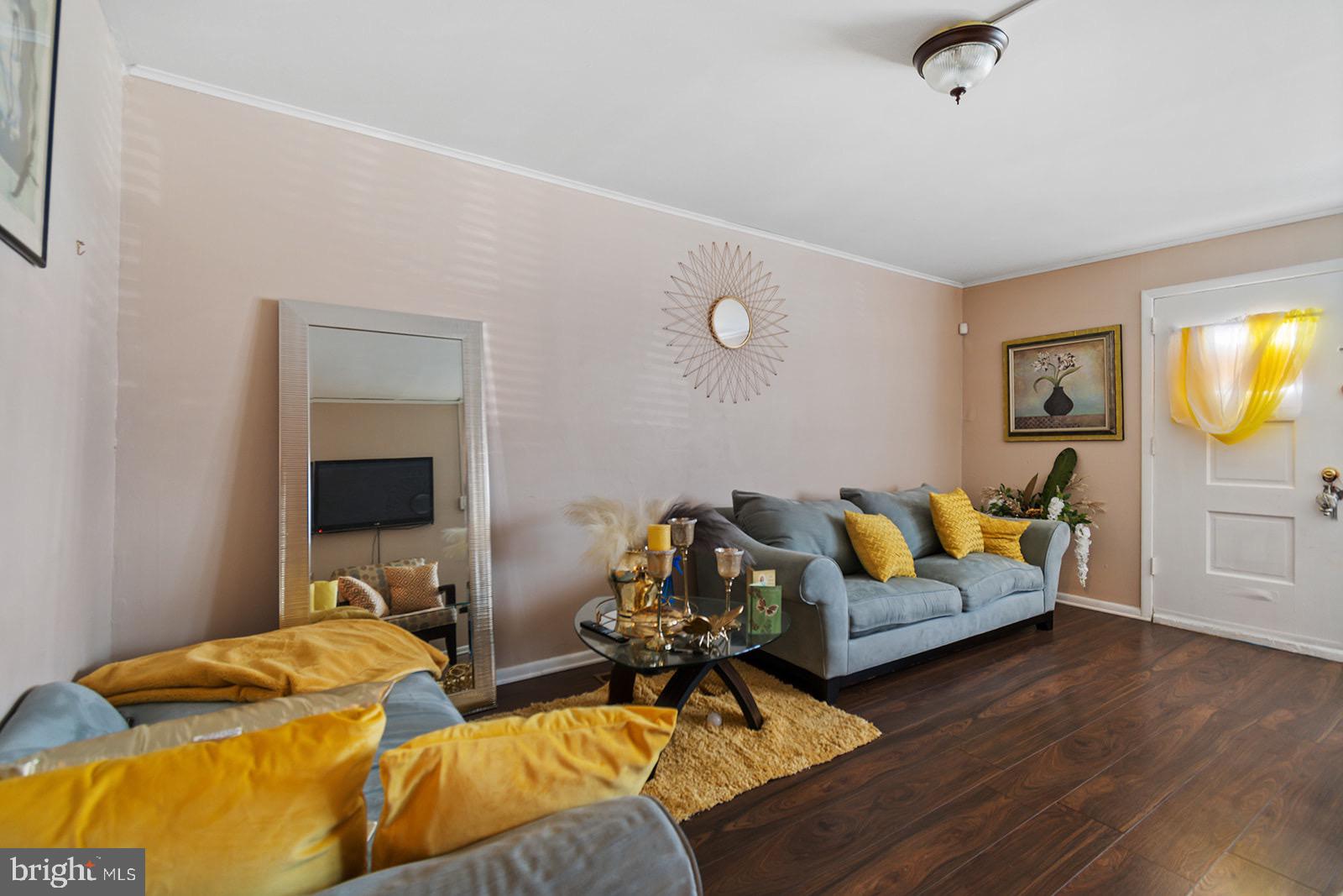 10018 Bridle Road Philadelphia, PA 19116 - Photo 20 of 33