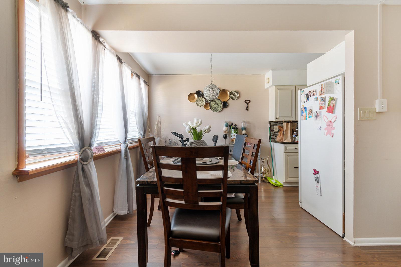 10018 Bridle Road Philadelphia, PA 19116 - Photo 21 of 33