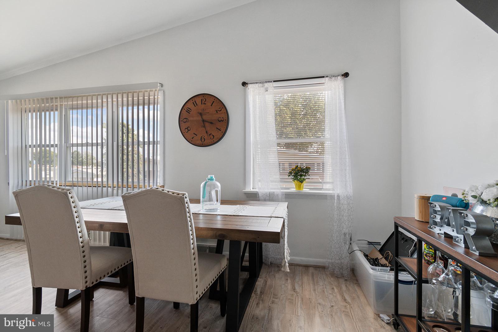 10018 Bridle Road Philadelphia, PA 19116 - Photo 6 of 33