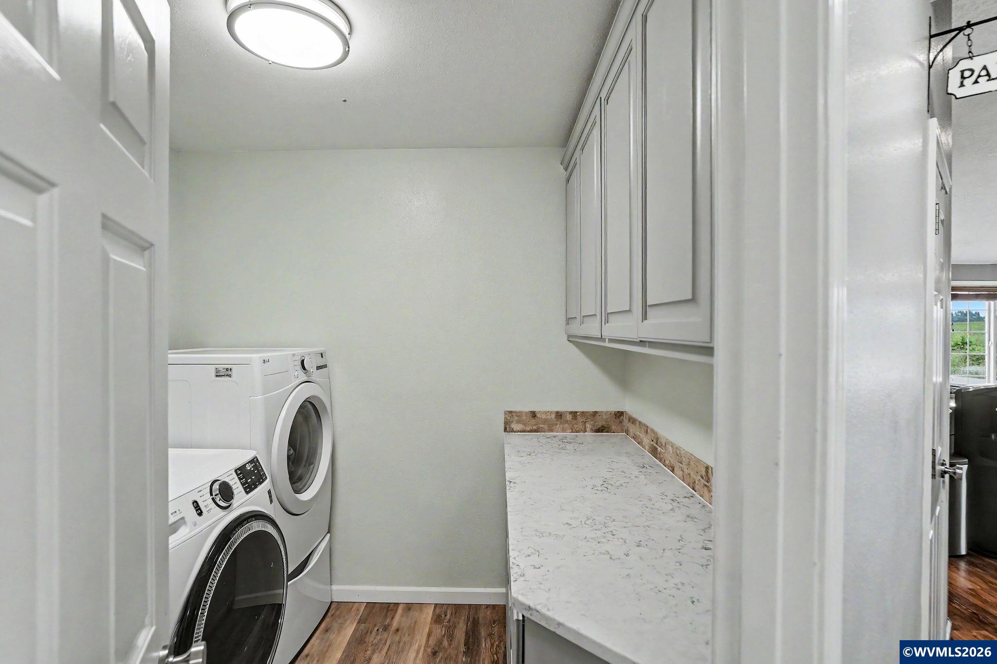 813 Southwest 8th Street Sublimity, OR 97385 - Photo 27 of 48