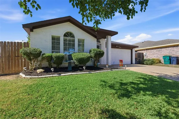 $310,000 | 8105 Cannonwood Drive, Fort Worth, TX 76137