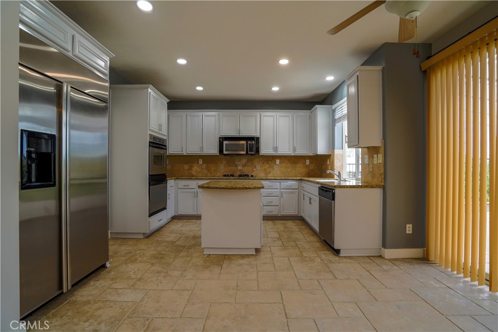 20640 Pesaro Way Porter Ranch, CA 91326 - Photo 24 of 49