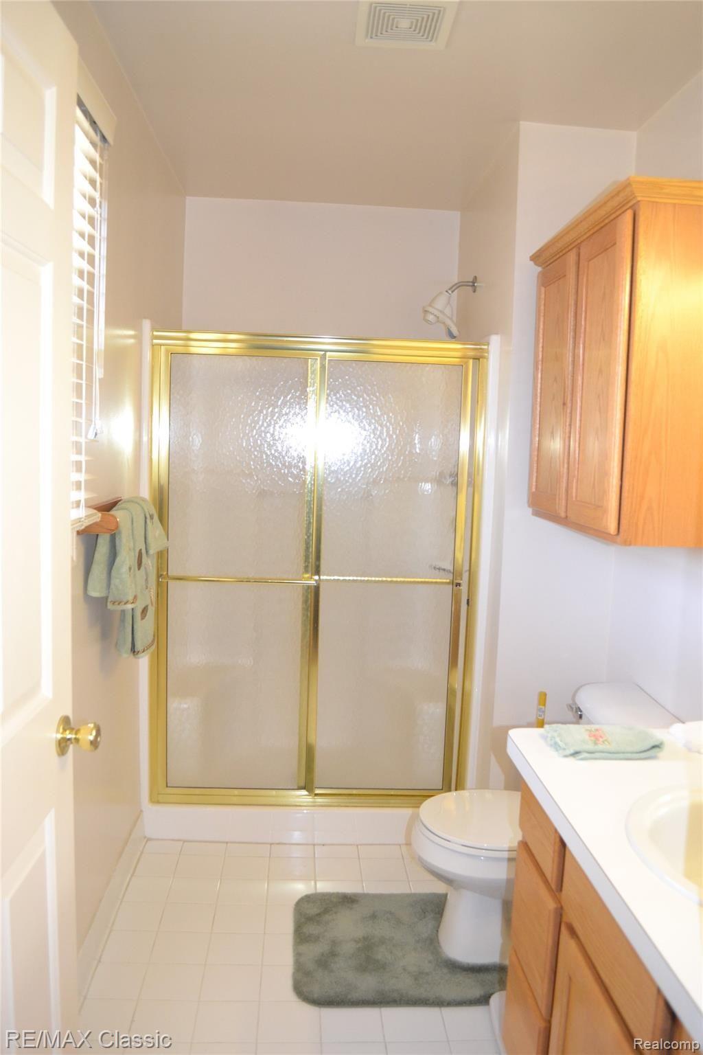 5720 Wedgewood Road Canton, MI 48187 - Photo 22 of 42 Master Bath