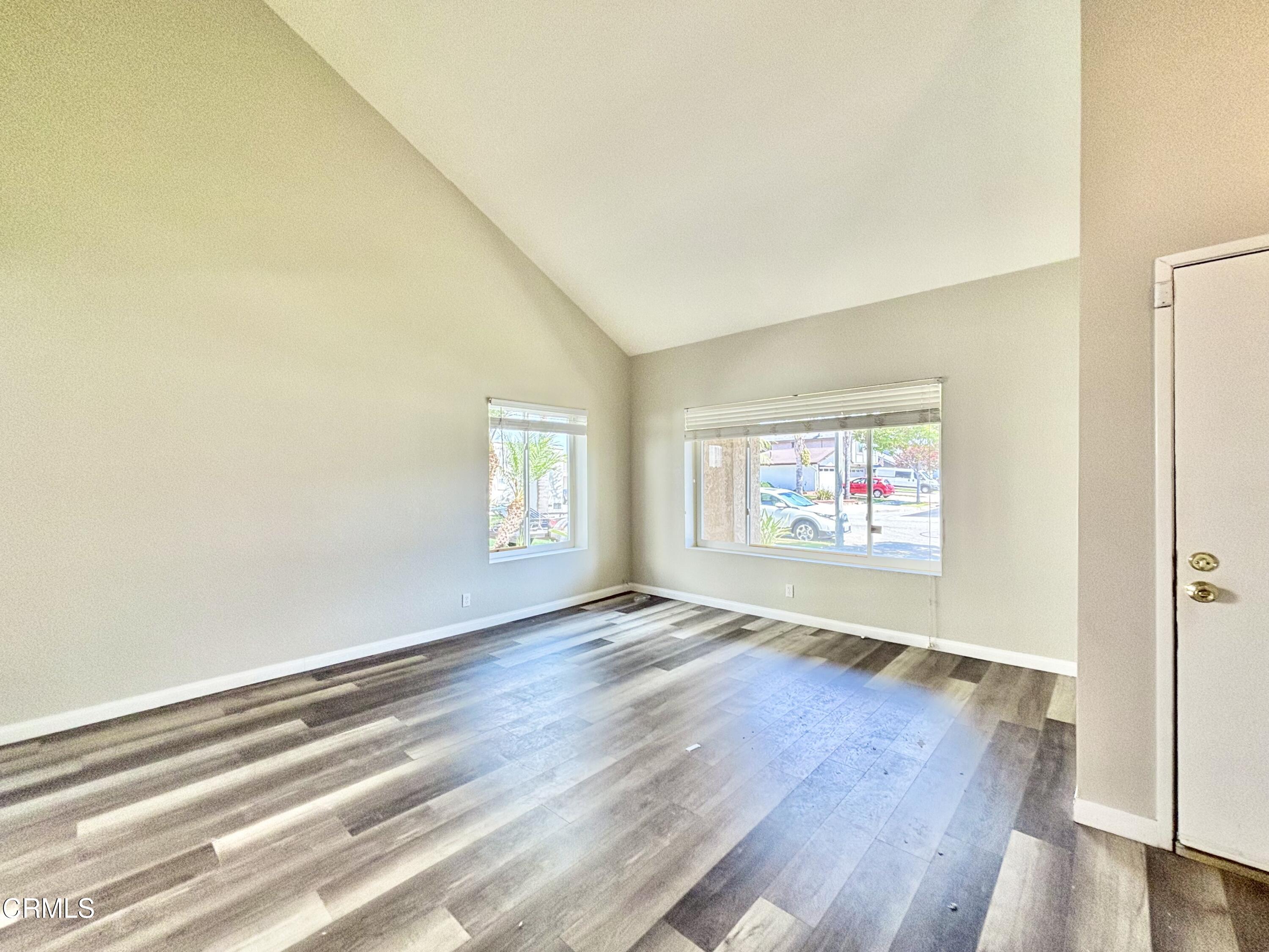 1701 Kelp Street Oxnard, CA 93035 - Photo 6 of 26 IMG_E3169