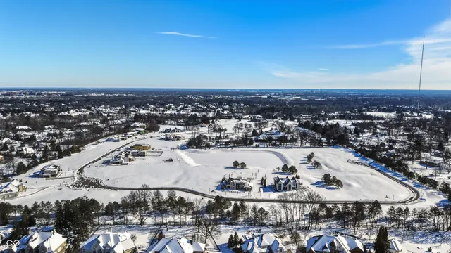 $565,000 | 1611 Asherwood Lane, Carmel, IN 46032