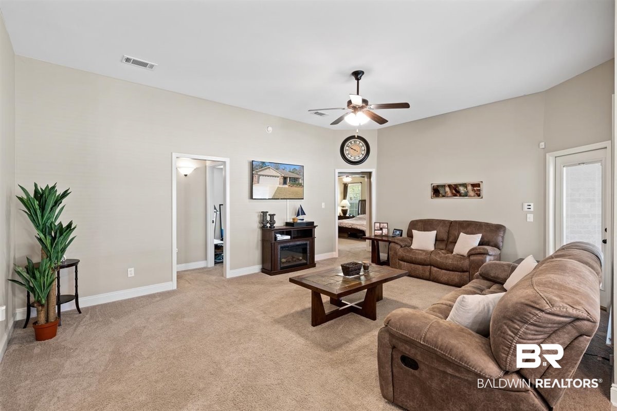 2200 Spring Grove South Mobile, AL 36695 - Photo 10 of 23