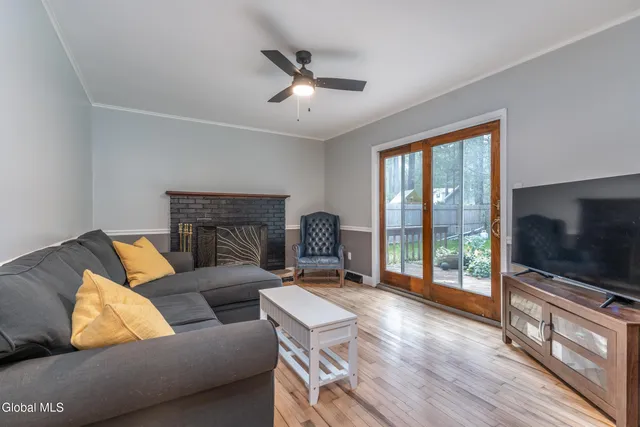 $3,100 | 3 Heather Lane, Saratoga Springs, NY 12866