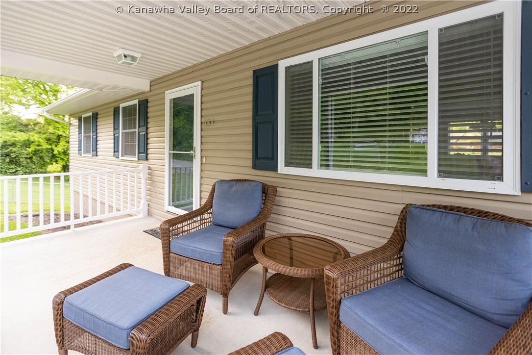 434 Strawberry Road St. Albans, WV 25177 - Photo 4 of 50 Gallery Image 4