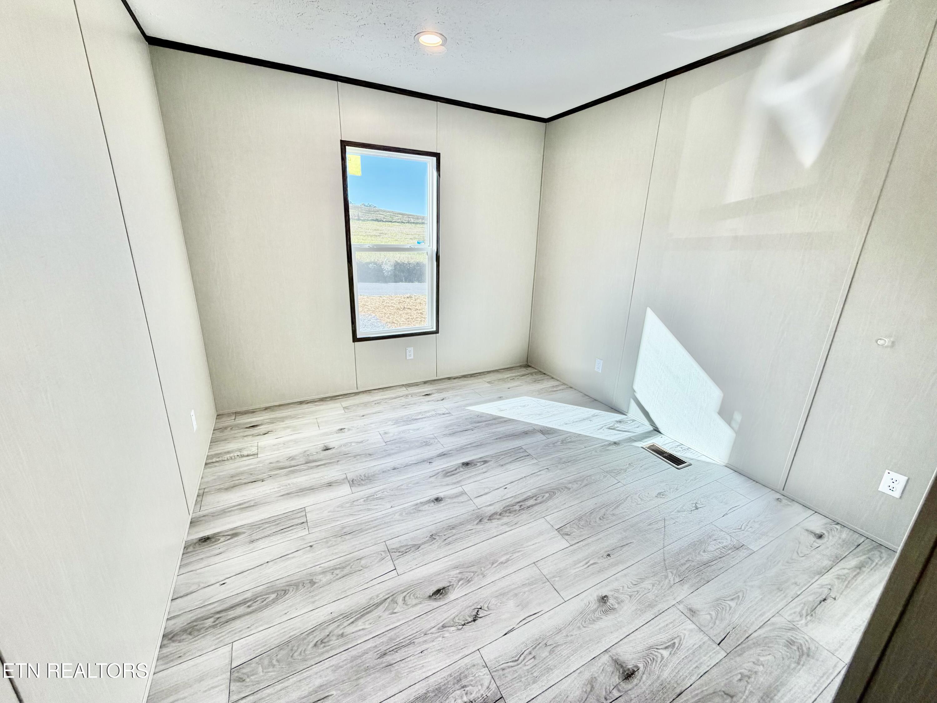 185 Little Meadow Creek Road Greeneville, TN 37743 - Photo 30 of 43 IMG_5163