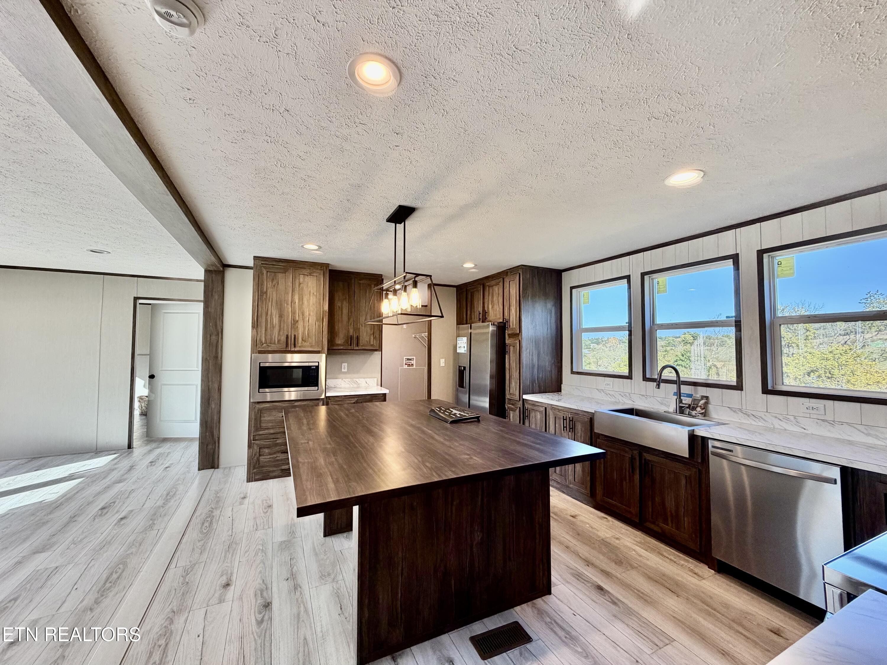 185 Little Meadow Creek Road Greeneville, TN 37743 - Photo 8 of 43 IMG_5171