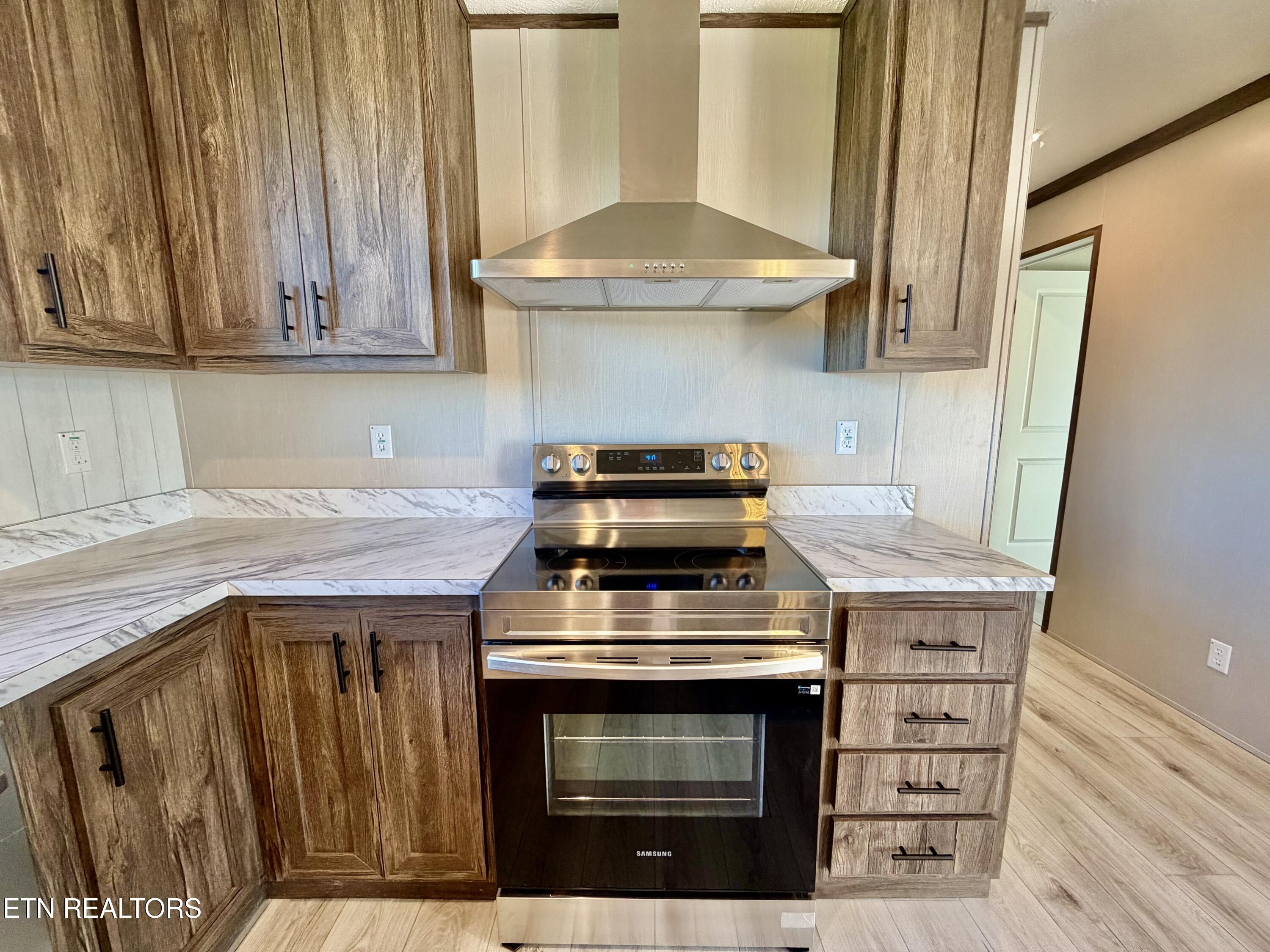 185 Little Meadow Creek Road Greeneville, TN 37743 - Photo 10 of 43 IMG_5177