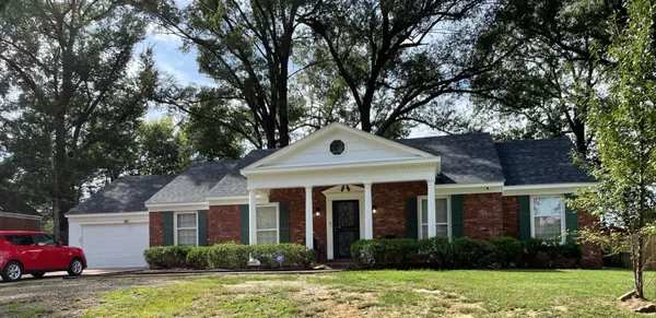 $2,200 | 3141 Glen Echo Drive, Memphis, TN 38115