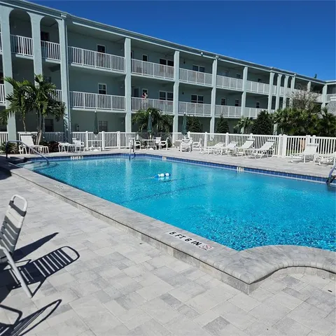 $1,775 | 701 Poinsettia Road, Unit 126, Belleair, FL 33756