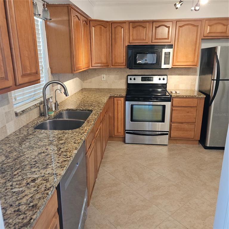 701 Poinsettia Road, Unit 126 Belleair, FL 33756 - Photo 5 of 24