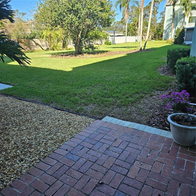 701 Poinsettia Road, Unit 126 Belleair, FL 33756 - Photo 8 of 24