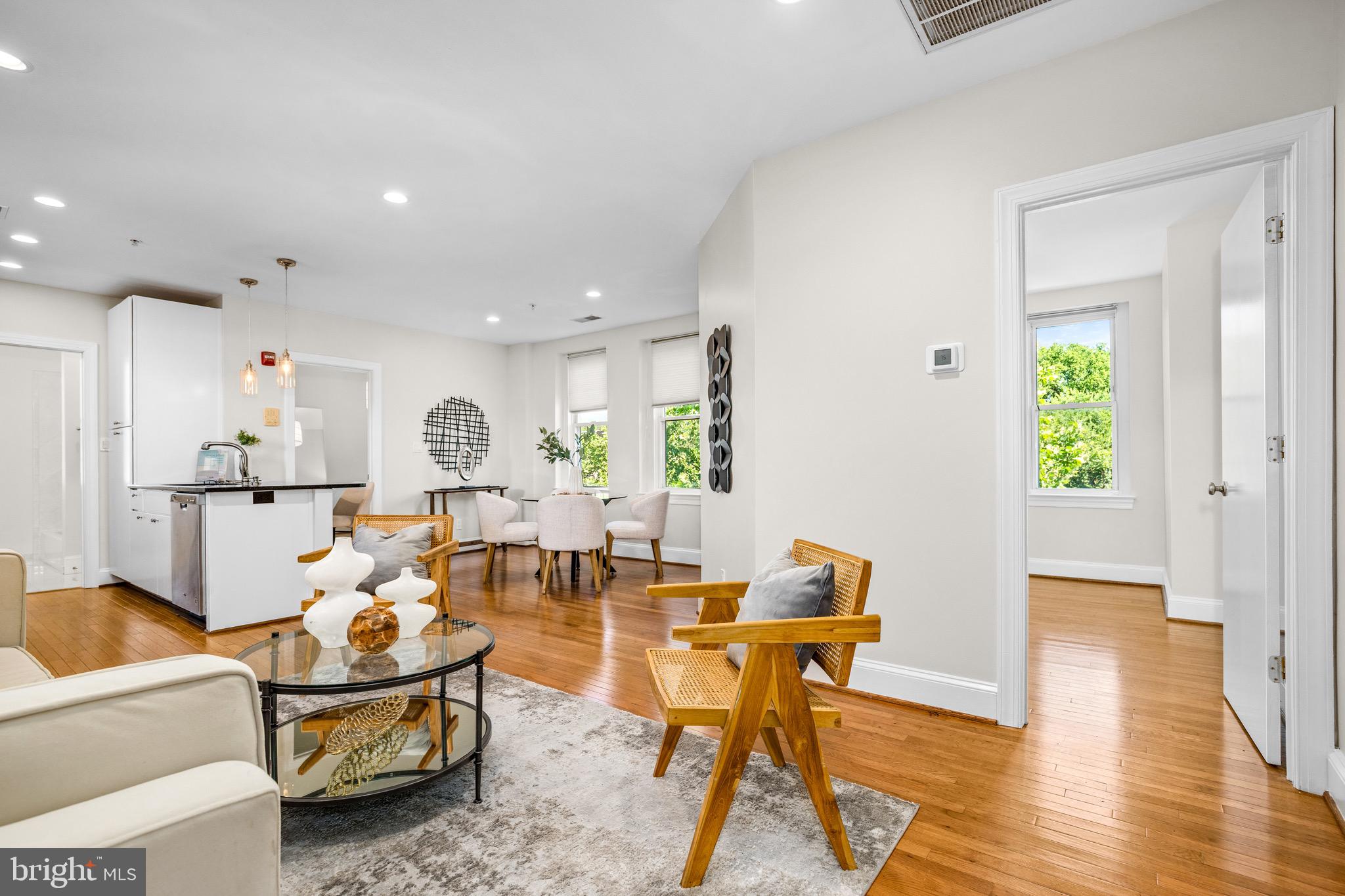 304 Q Street Northwest, Unit 4 Washington, DC 20001 - Photo 3 of 19