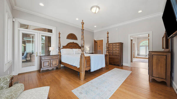 424 Hewgleys Road South Pittsburg, TN 37380 - Photo 26 of 53 Master Suite