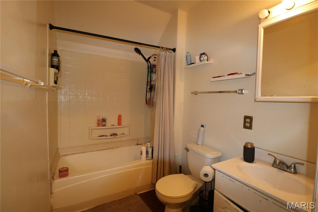 261 Division Street Sullivan, MO 63080 - Photo 11 of 17