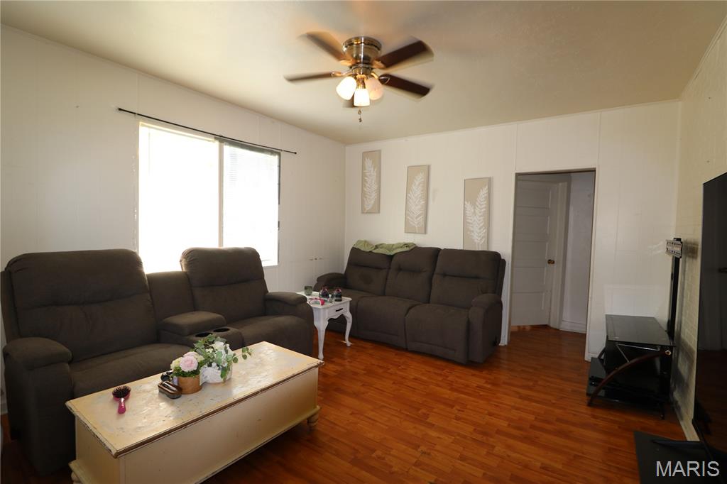 261 Division Street Sullivan, MO 63080 - Photo 2 of 17