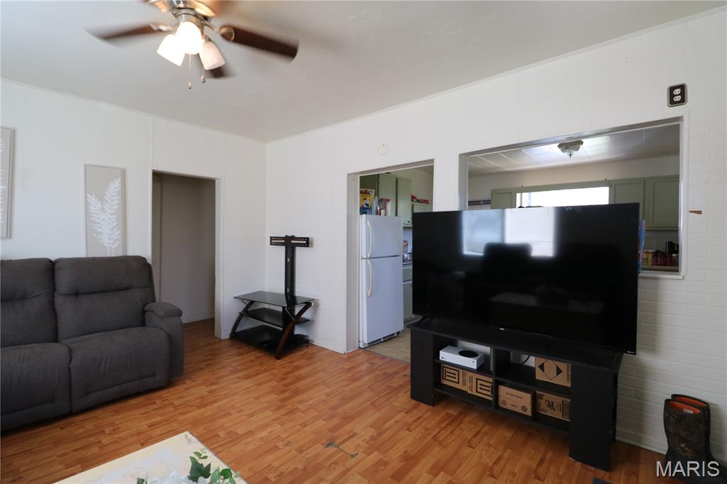 261 Division Street Sullivan, MO 63080 - Photo 3 of 17