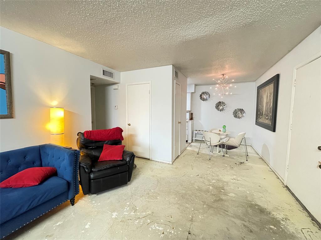 4859 Cedar Springs Road, Unit 332 Dallas, TX 75219 - Photo 11 of 17