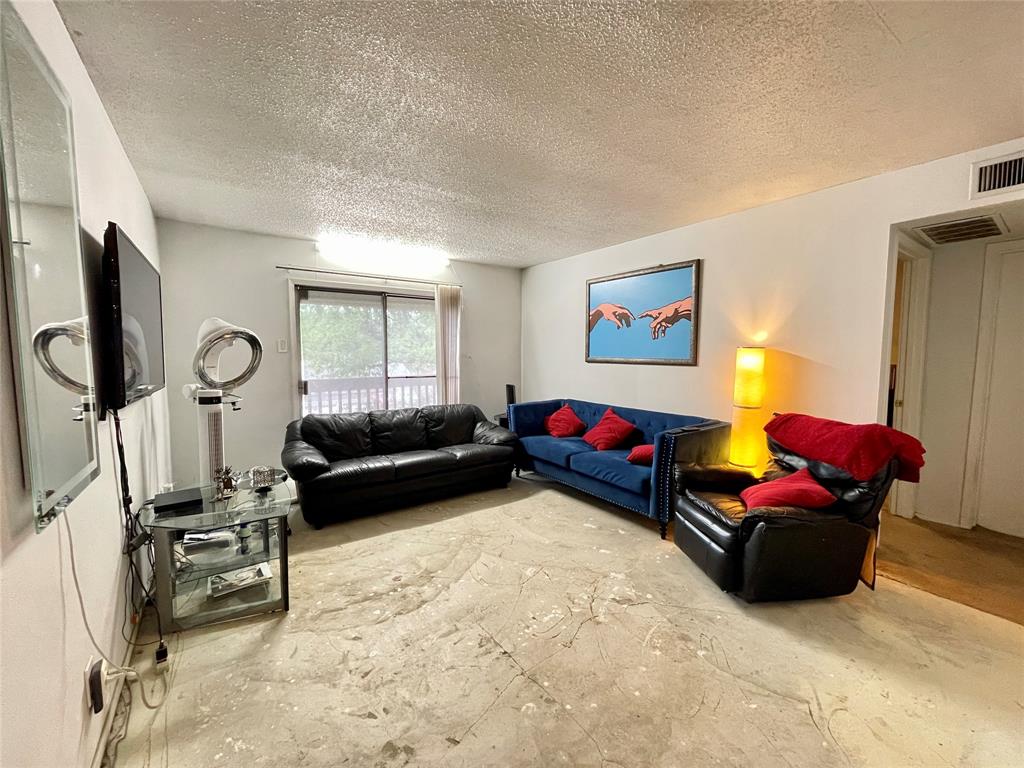 4859 Cedar Springs Road, Unit 332 Dallas, TX 75219 - Photo 9 of 17