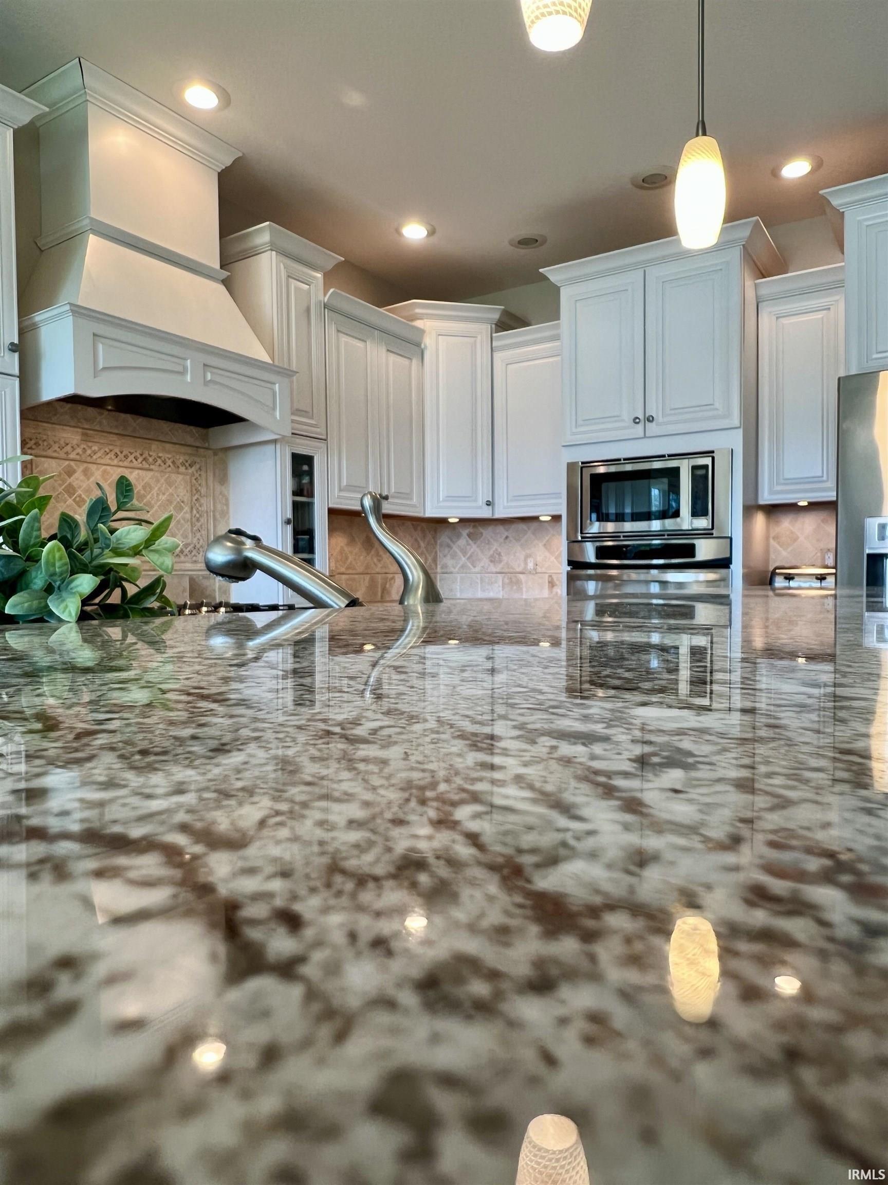 1620 Colonial Drive Rochester, IN 46975 - Photo 14 of 35