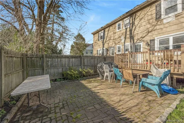 $4,500 | 570 North Barry Avenue, Unit LEFT, Mamaroneck, NY 10543