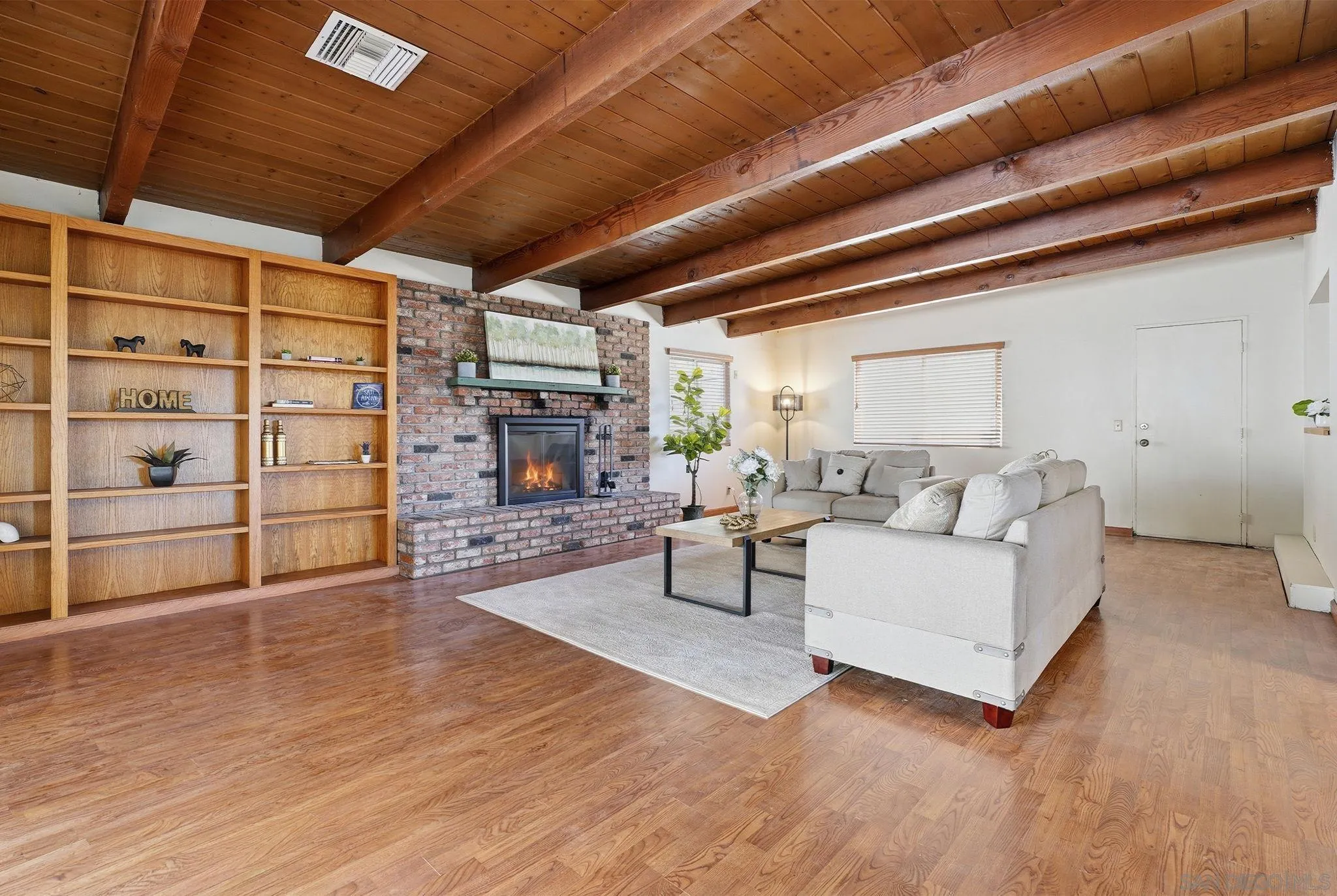 9744 Ramo Court Santee, CA 92071 - Photo 31 of 53 Gallery Image 31