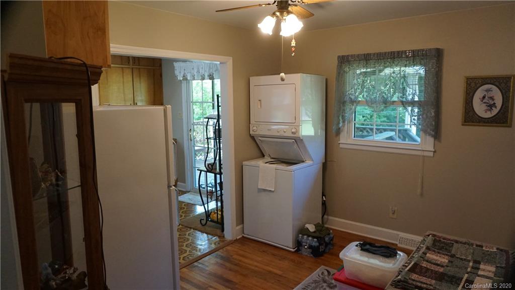 118 Liberty Road Candler, NC 28715 - Photo 12 of 23 Gallery Image 12