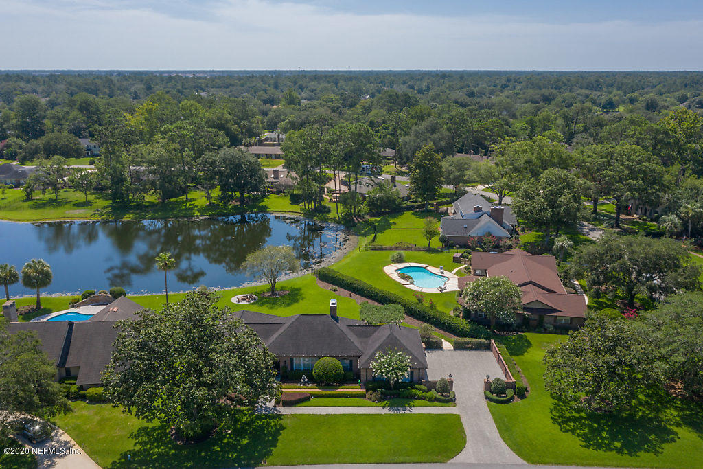 8161 Hunters Grove Road Jacksonville, FL 32256 - Photo 50 of 68 aerial from front