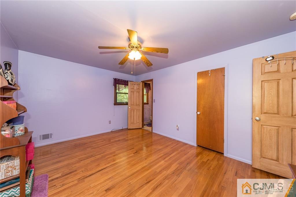10 Packard Road East Brunswick, NJ 08816 - Photo 12 of 24 Gallery Image 12