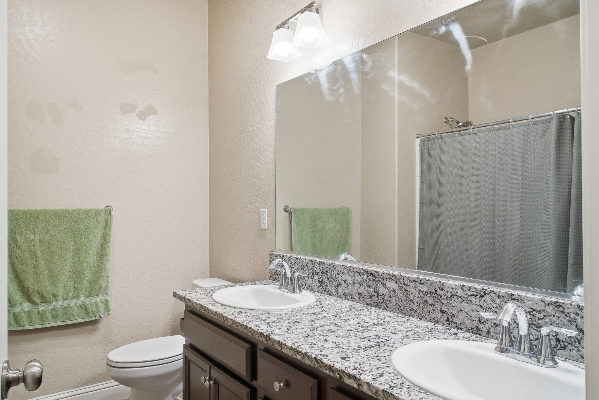 636 Castellina Street Lemoore, CA 93245 - Photo 18 of 31 636 Castellina St. Lemoore-02
