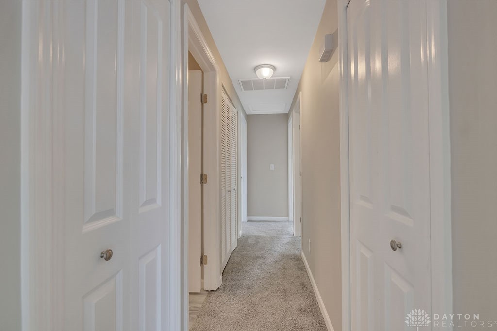 7654 Rothfield Drive Huber Heights, OH 45424 - Photo 14 of 33