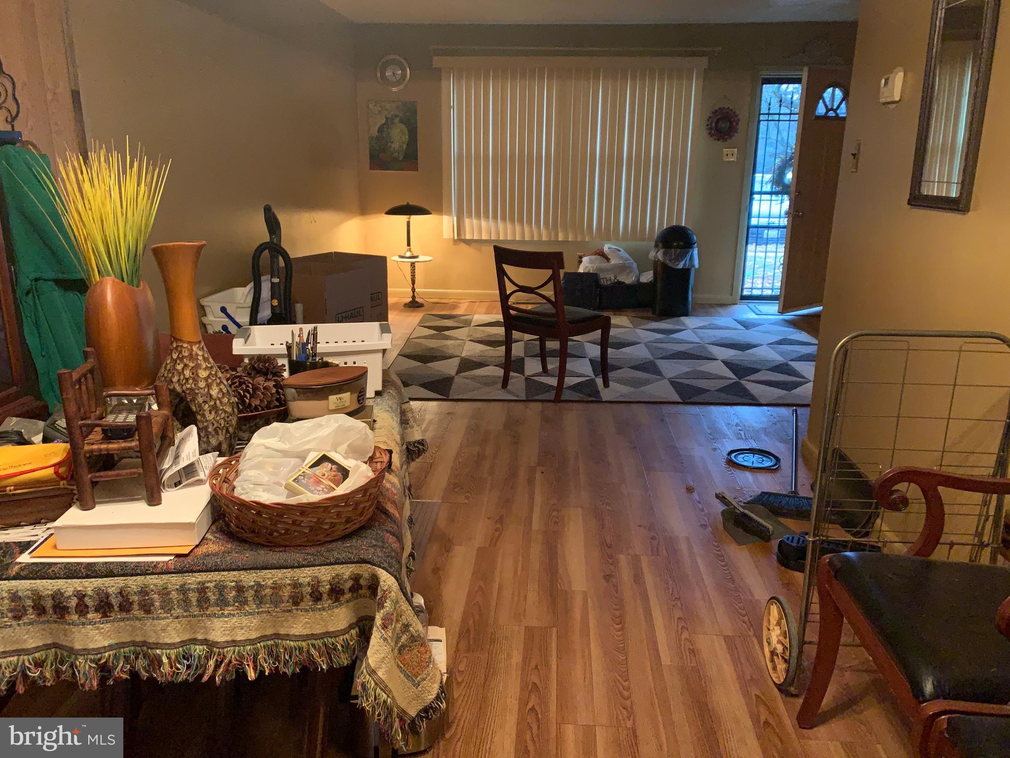 19 Ridgewood Place Willingboro, NJ 08046 - Photo 3 of 6 Dining