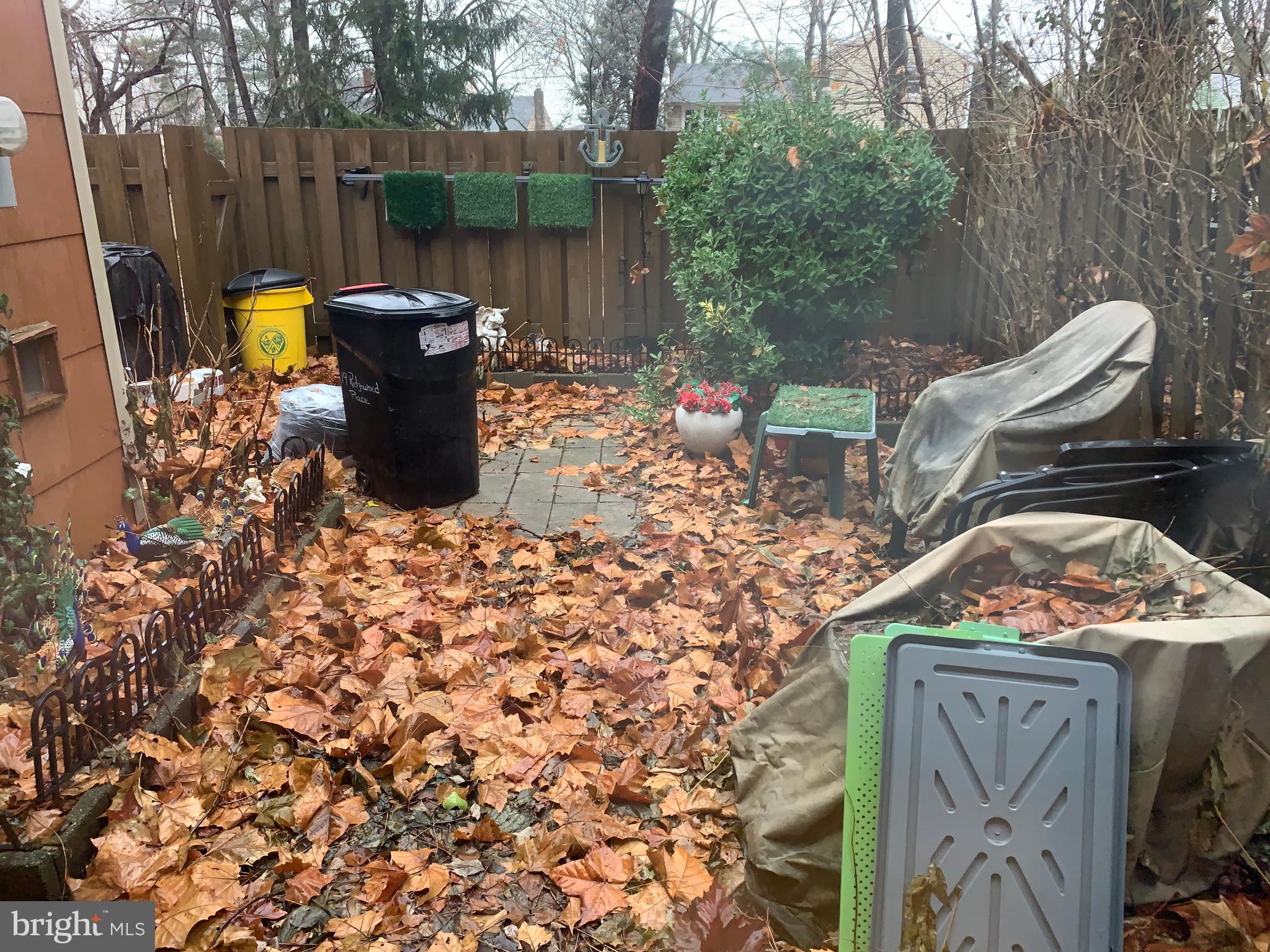 19 Ridgewood Place Willingboro, NJ 08046 - Photo 6 of 6 Backyard