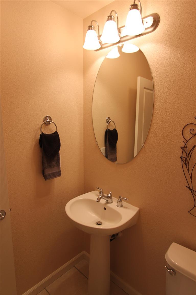 2143 East Duff Avenue Reedley, CA 93654 - Photo 6 of 21 Gallery Image 6