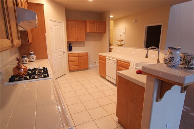 2143 East Duff Avenue Reedley, CA 93654 - Photo 8 of 21 Gallery Image 8