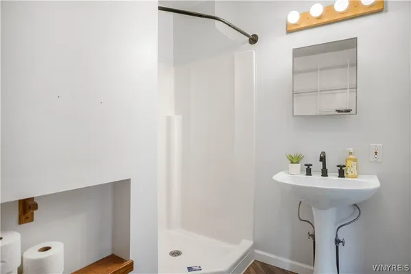 $185,000 | 4806 Cottage Court, Royalton, NY 14094